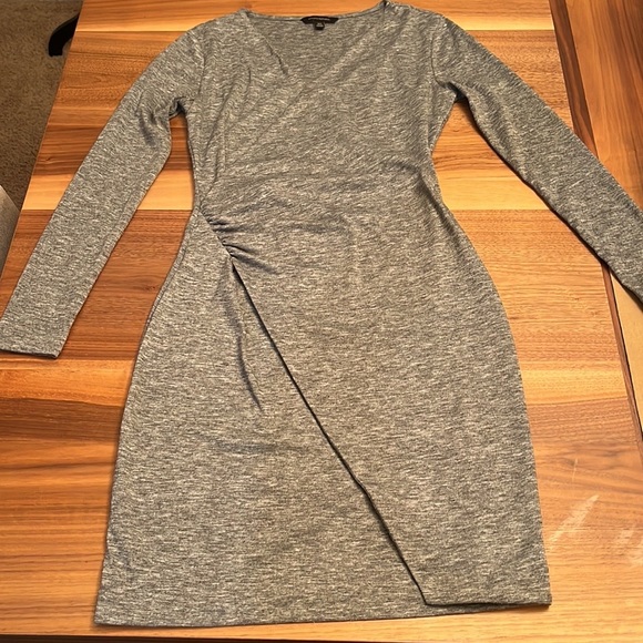 NWOT Banana Republic. Excellent condition no rips no tears - Picture 5 of 9